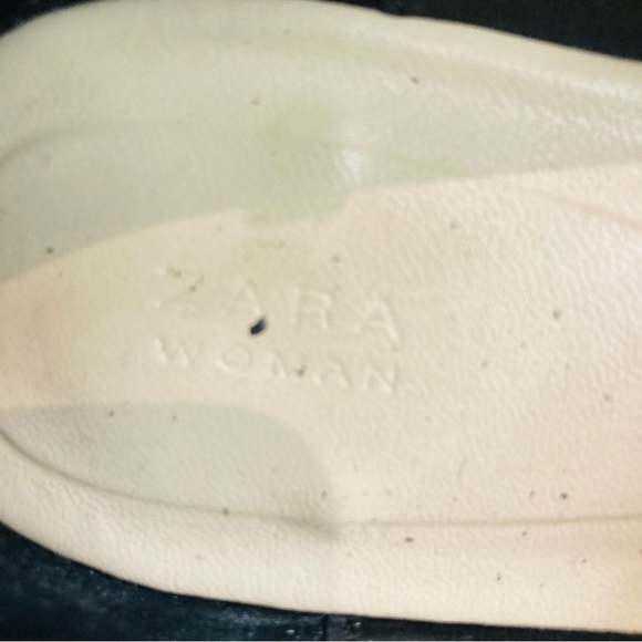 ZARA WOMAN Sz 40 Supple Leather Silver Chain Detail Long Toe Cap  Loafers Shoes - Picture 3 of 8